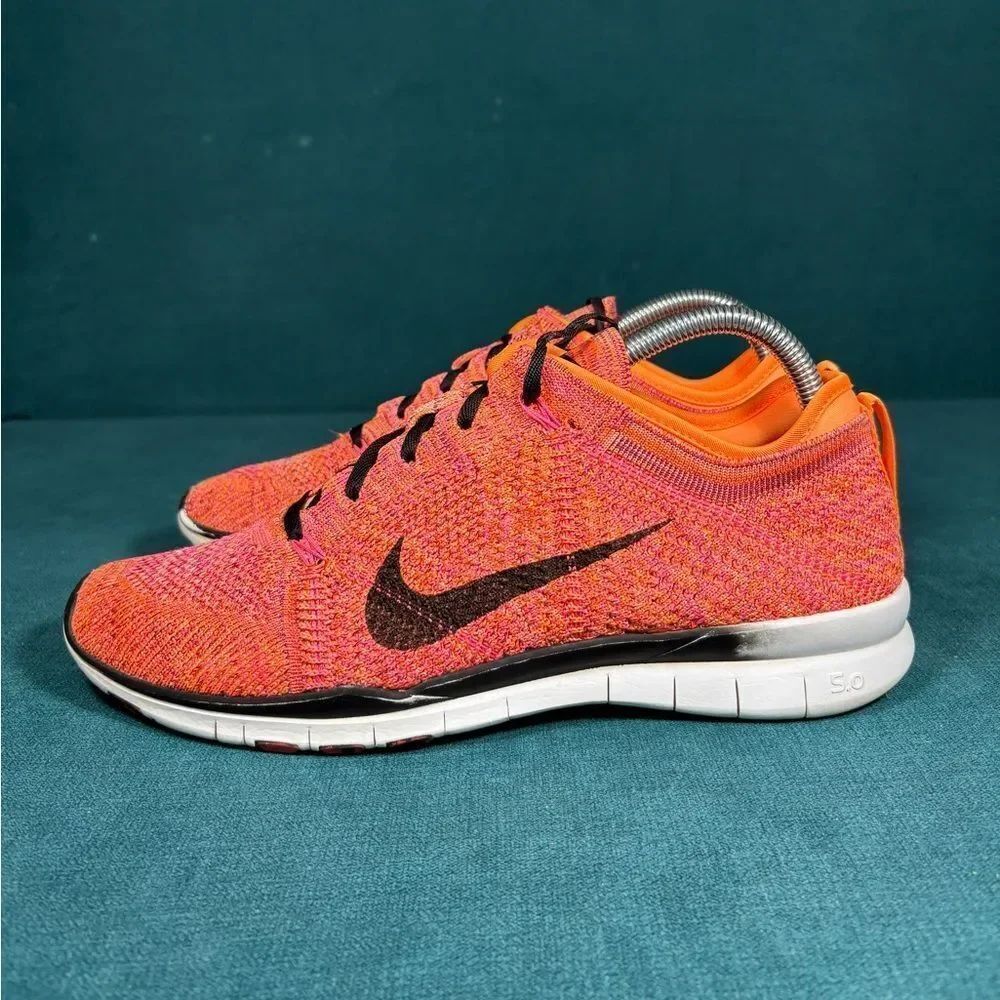 Nike Free 5.0 TR Flyknit Running Shoes Womens Sz 9 Citrus Pink